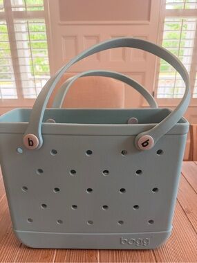 Bogg bag